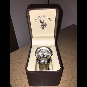 U.S. Polo Assn. Men’s Watch Gold & Silver Works!